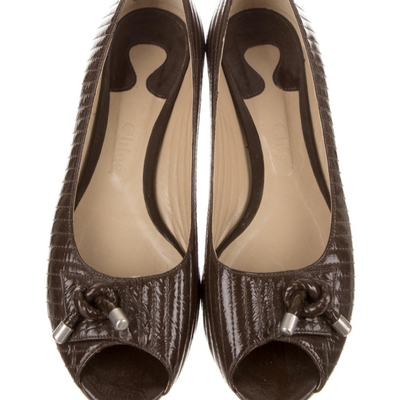 SOLD-Designer CHLOE brown quilted peep toe flat - Picture 3 of 5